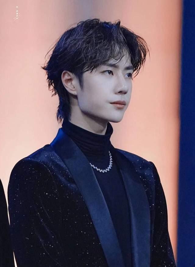 王一博肖战圈内人爆料,娱乐圈背后的真实故事  第1张